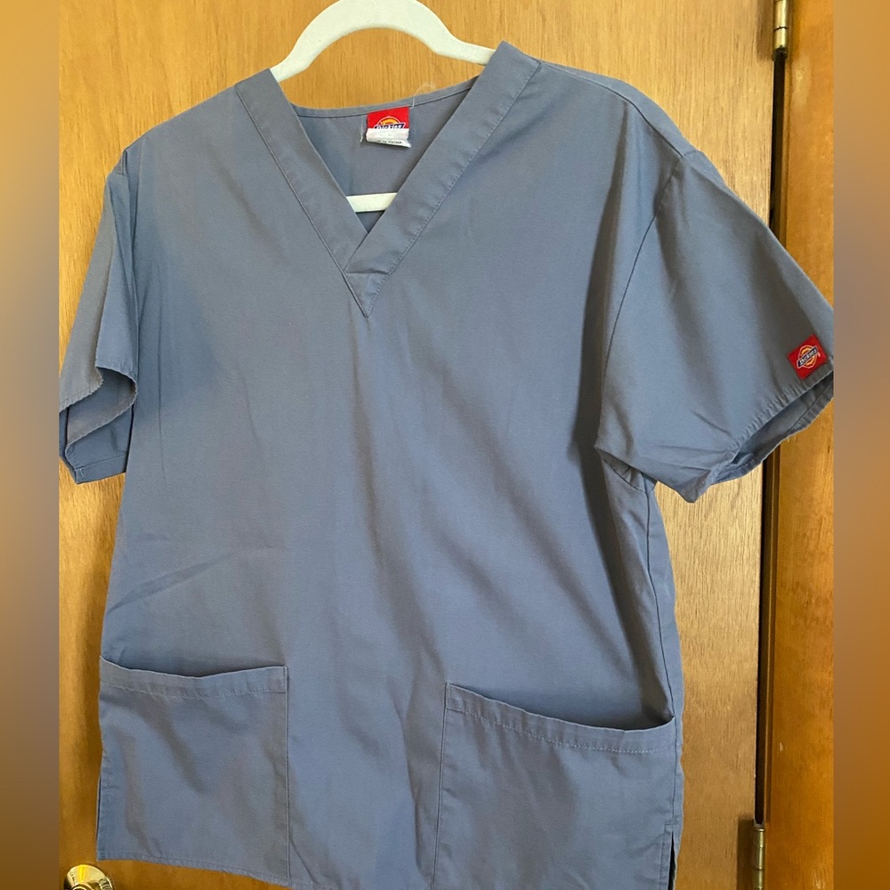 Dickies scrub top